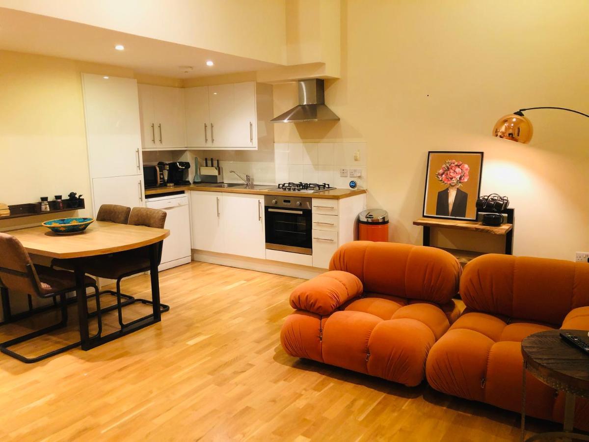 2 Bed 2 Bath With Private Parking Apartment Единбург Екстериор снимка