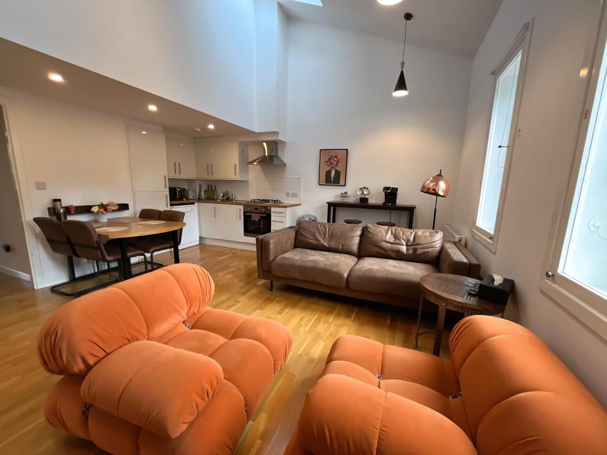 2 Bed 2 Bath With Private Parking Apartment Единбург Екстериор снимка